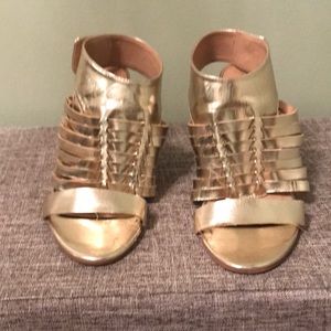 Kendall and Kylie for Madden Girl Wedges